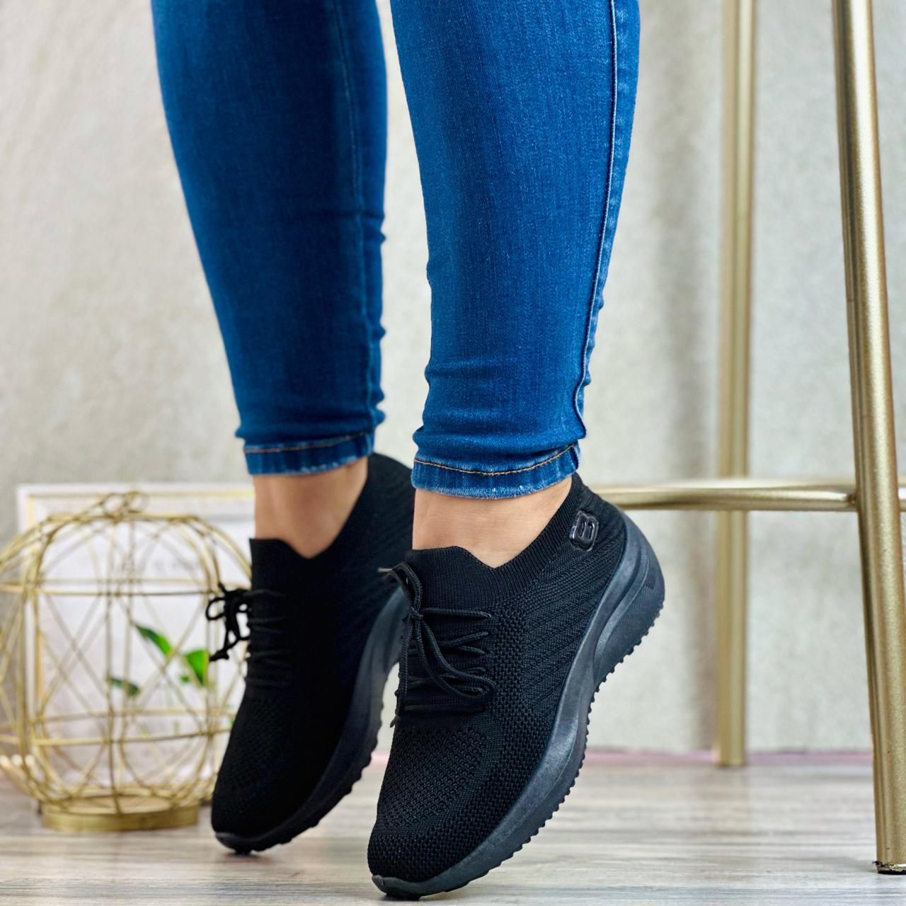 Zapatos Skechers Deportivo - Todo Negro